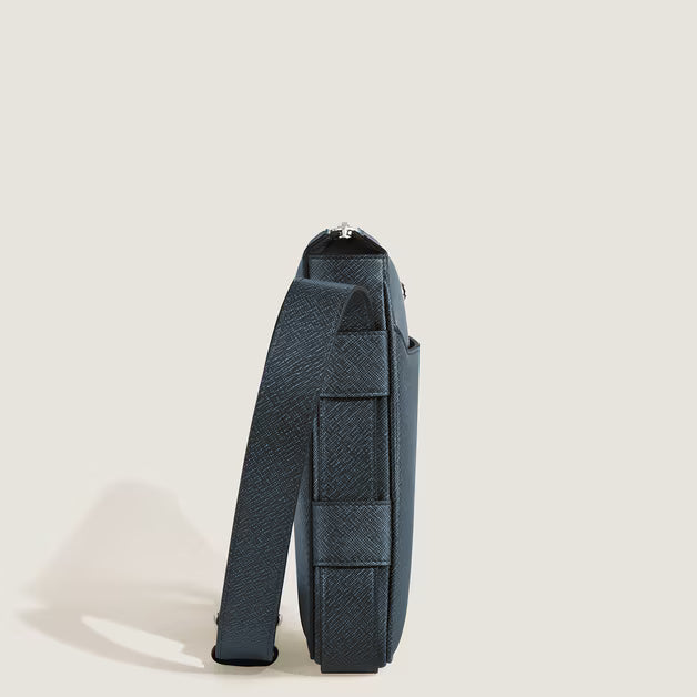 Sacola Mensageiro Vertical em Couro Sartorial