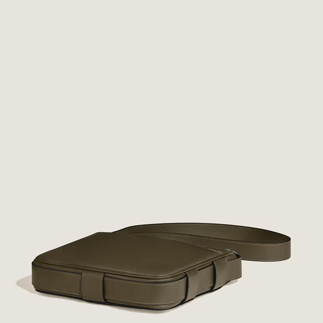 Sac Messenger Vertical en Cuir Sartorial