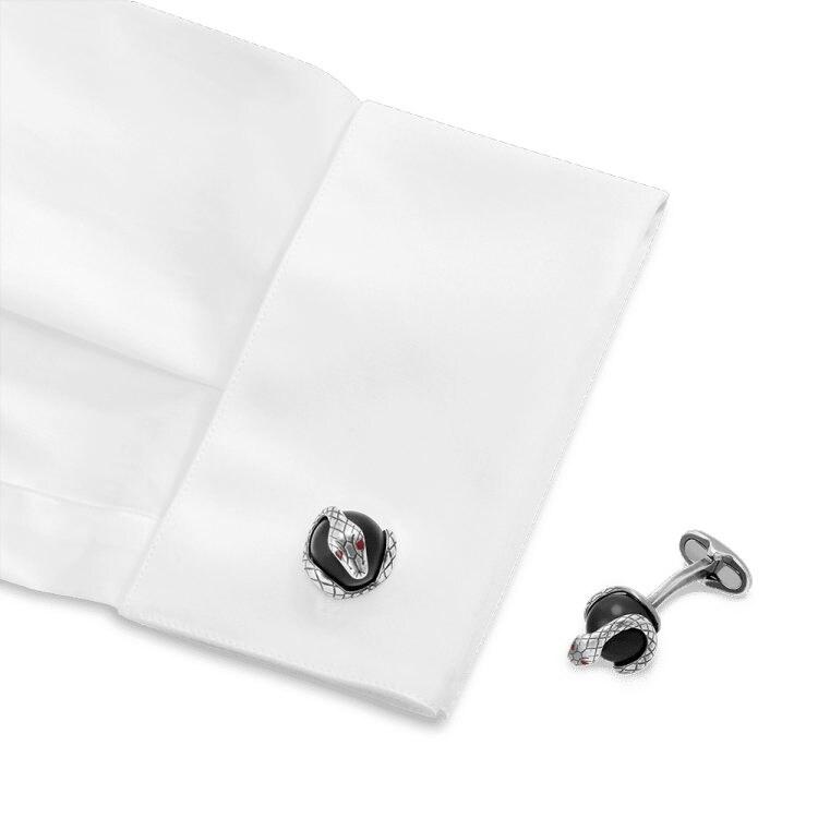 Boutons de manchette serpent en argent avec perles d’onyx